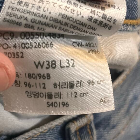 Levis 550‎ Jeans Mens 38x32 Blue Relaxed Fit Straight Leg Light Wash - Picture 6 of 7